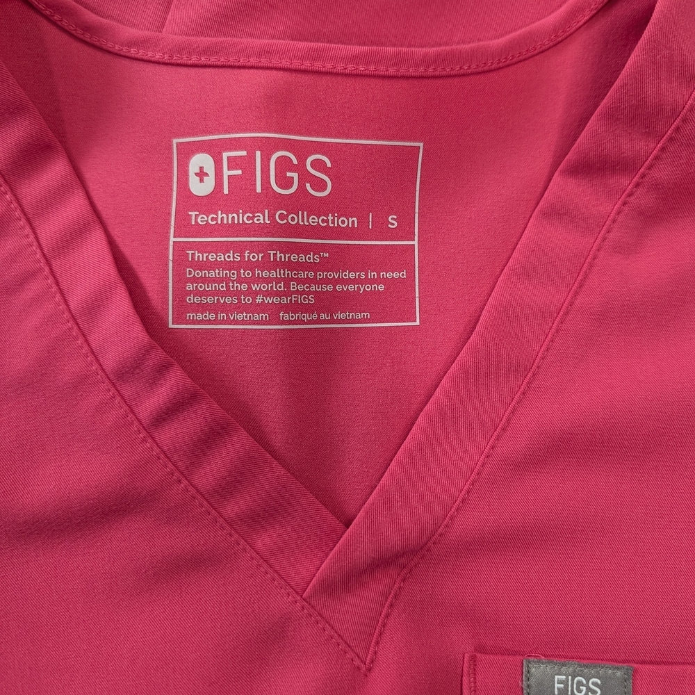 Figs Women's Scrub Set in Bright Pink - Picture 2 of 3